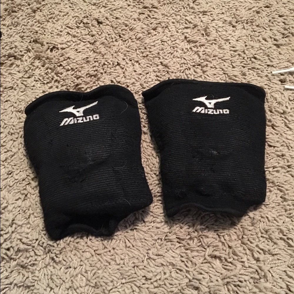 Mizuno knee pads