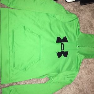 Under armour sweatshirt