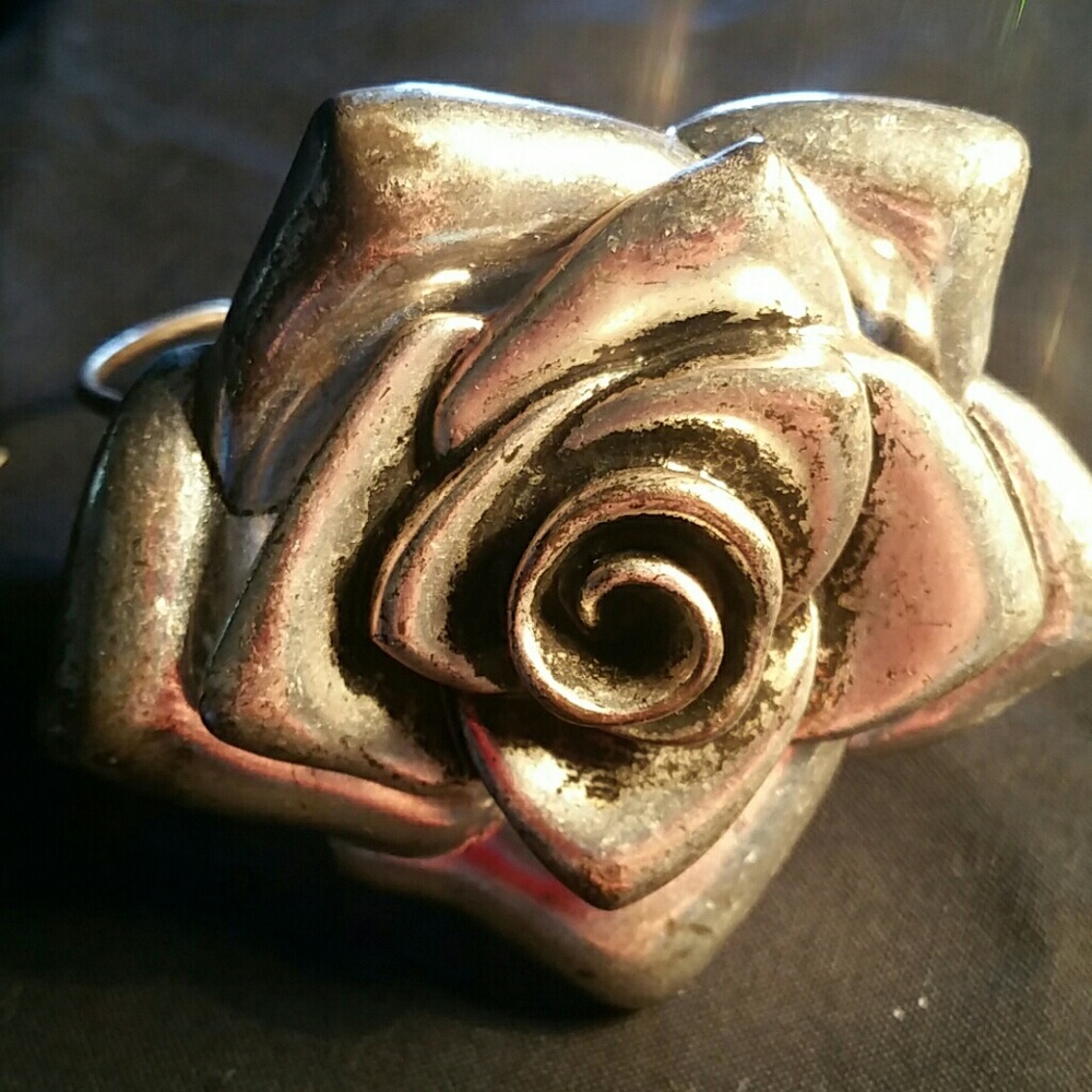 Rose silver Bangle