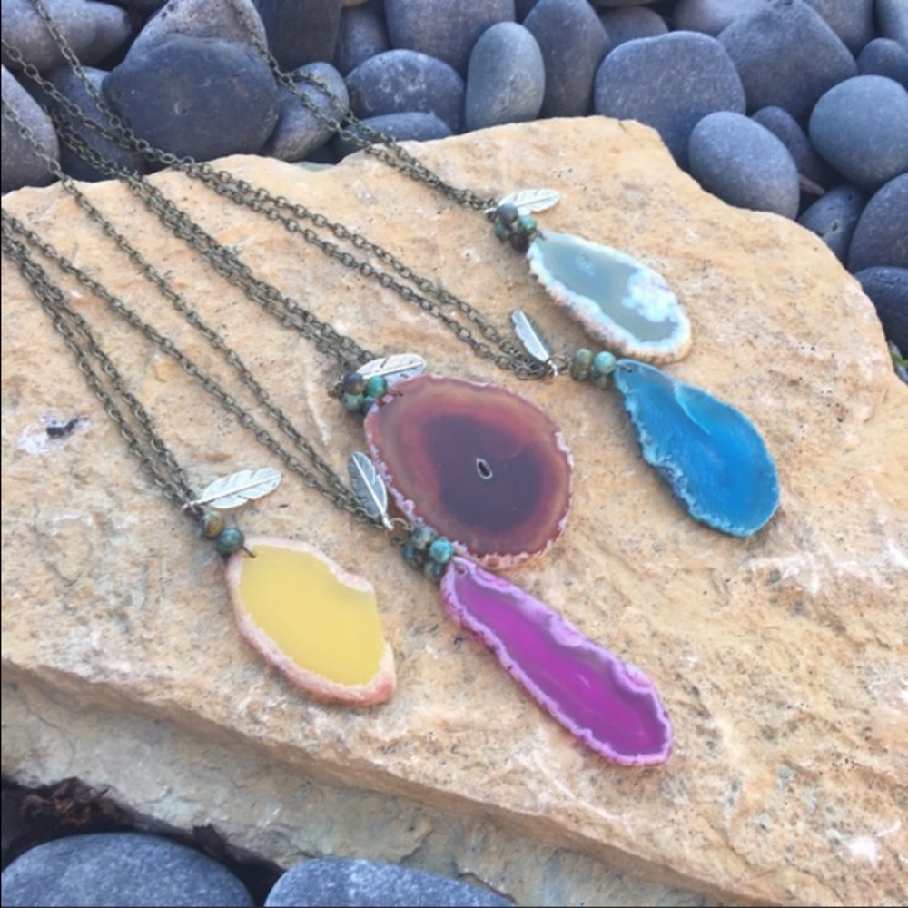 Nwt natural Druzy stone boho necklace