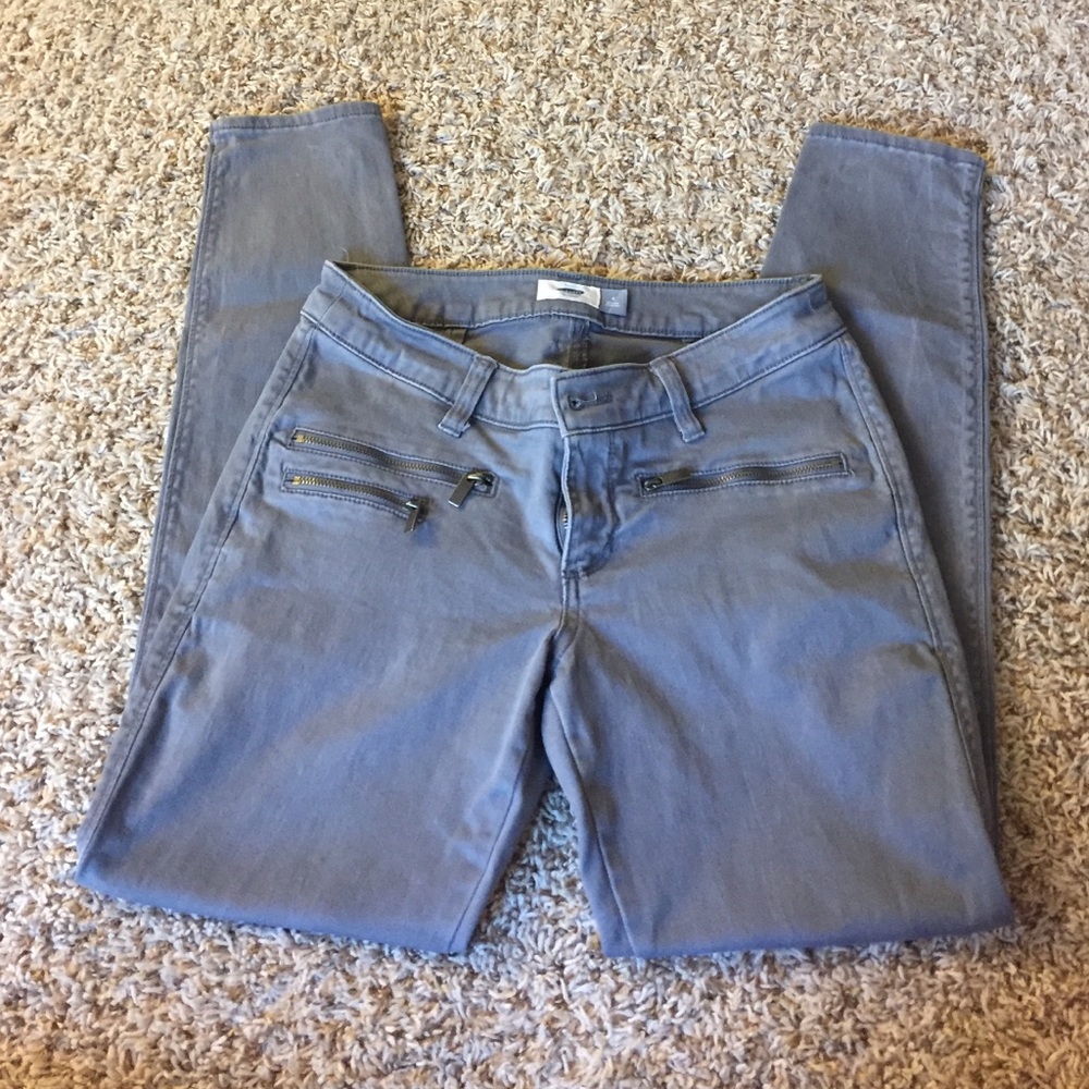 Old navy skinny jeans! Size 6!