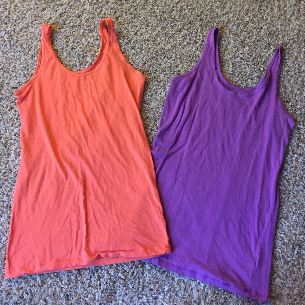 Bundle 2 super soft tanks!