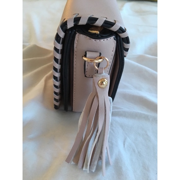 New! Blush Whipstitched Vegan Leather Crossbody - Picture 3 of 4