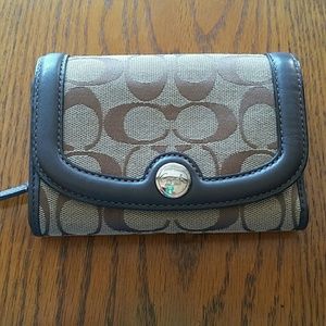 Nice coach wallet