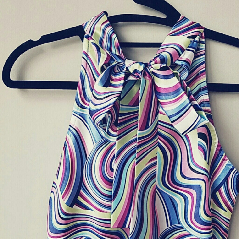halter neck tie back top size s