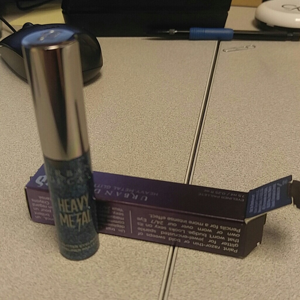Urban Decay Heavy Metal Glitter Liner Spandex