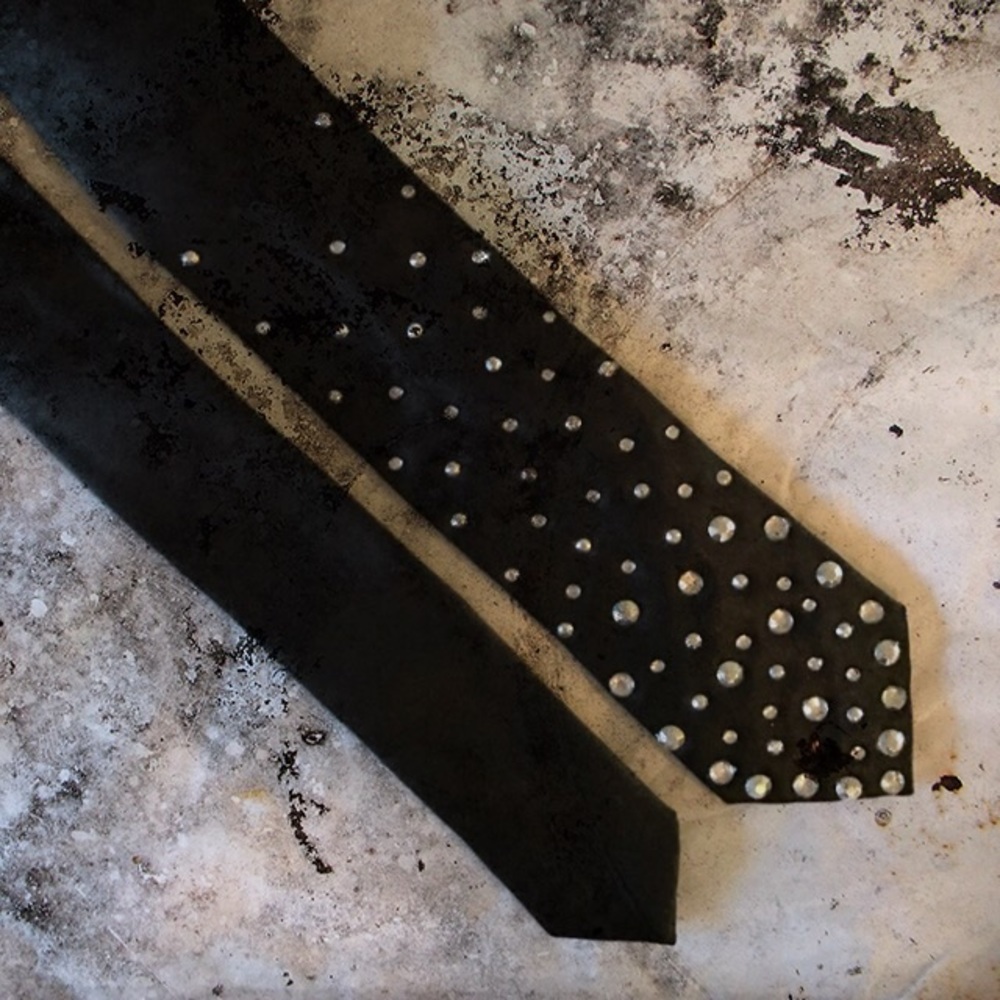 Studded Skinny Neck Tie