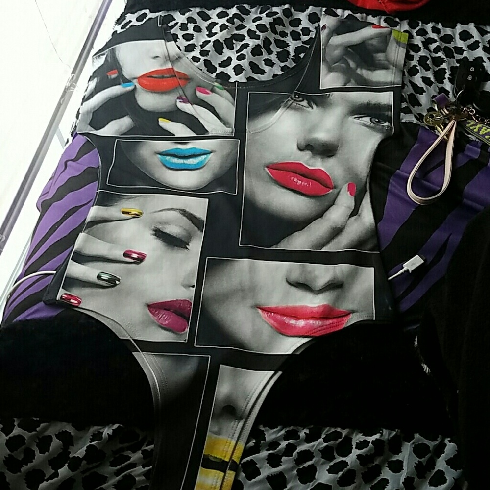 Lips body suit