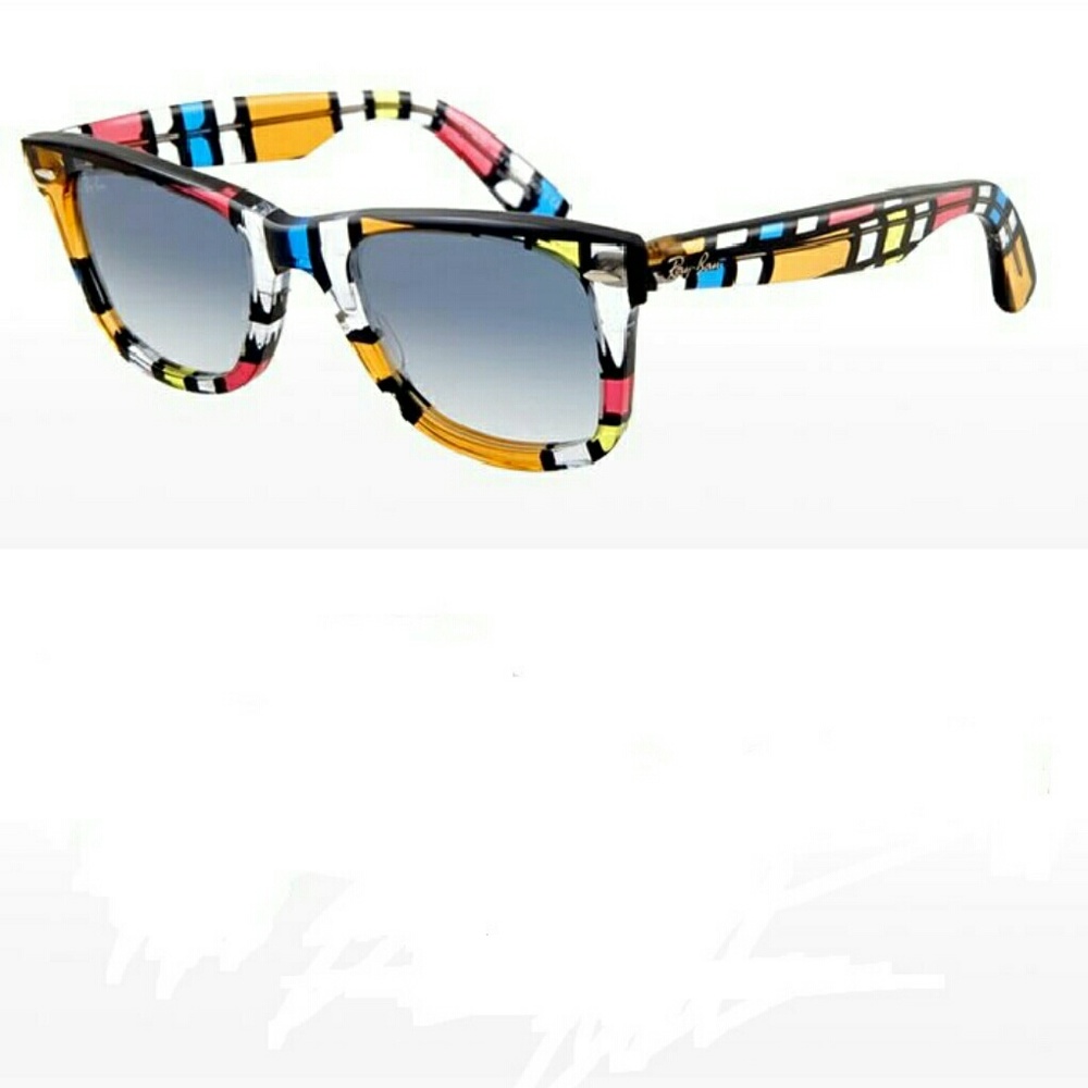 Ray-Ban Wayfarer Sunglasses