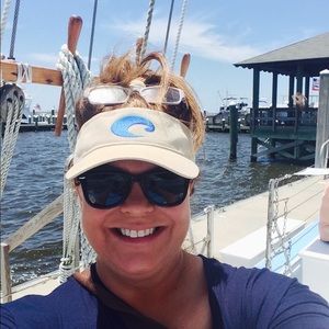 Meet your Posher, Melissa