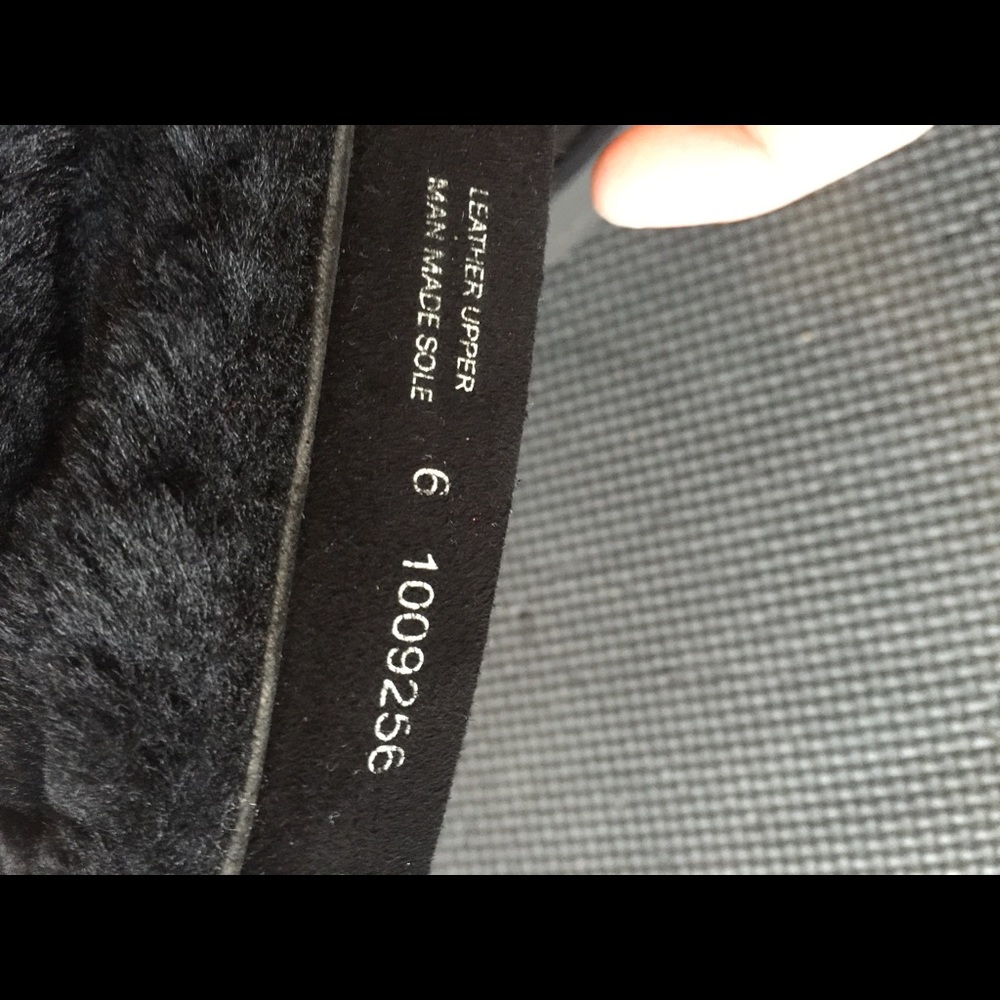 Black Uggs - image 4