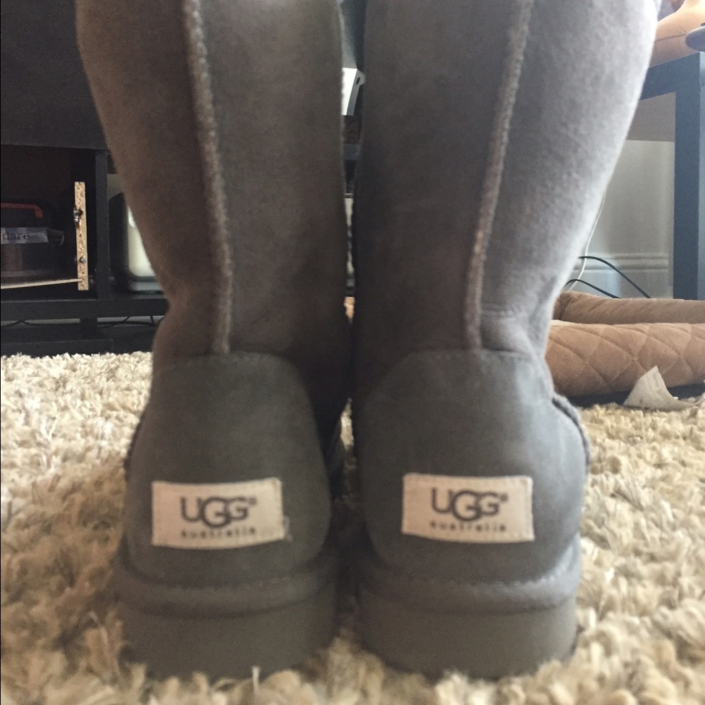 Gray Uggs!