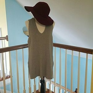 NWT Grey and White Sleeveless Tunic
