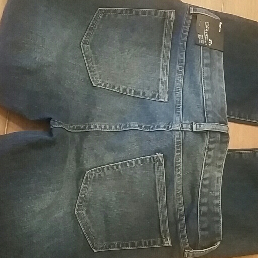 Gap real straight 27 short