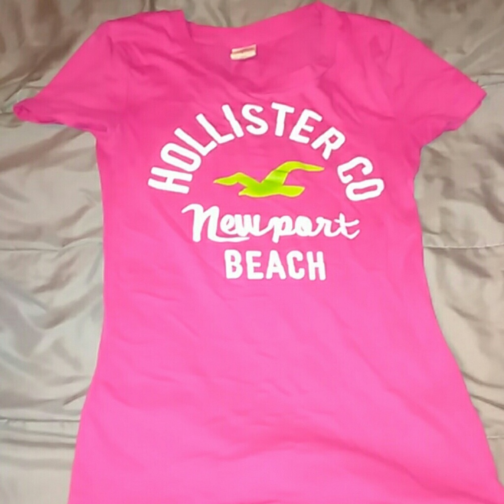 Hollister shirt