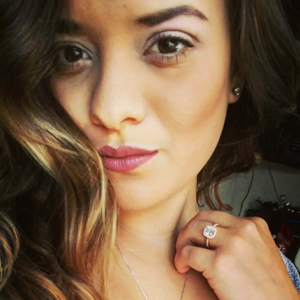 Meet your Posher, Alicia