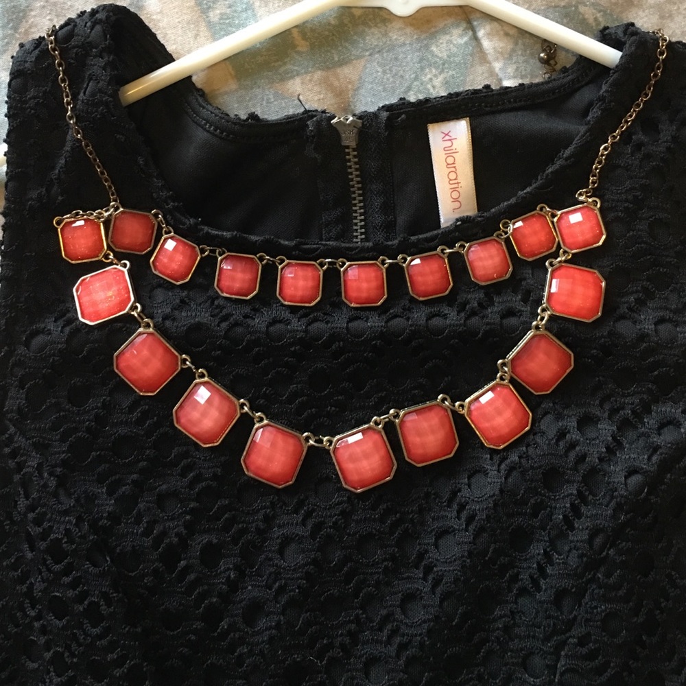 Pink sparkly statement necklace