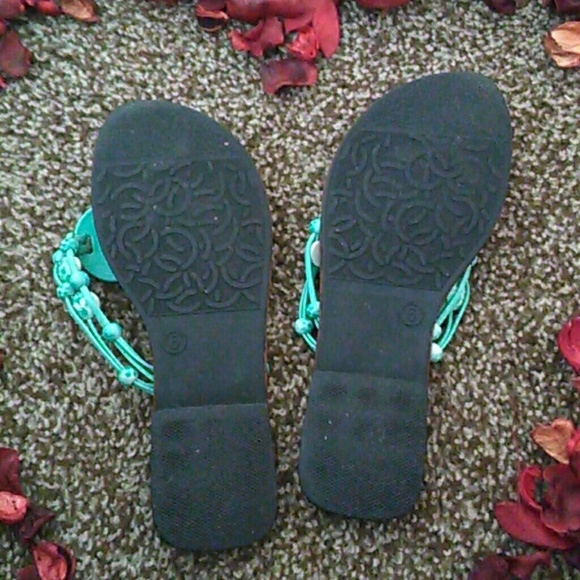 Sandals - Picture 4 of 4