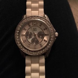 NY&C White watch