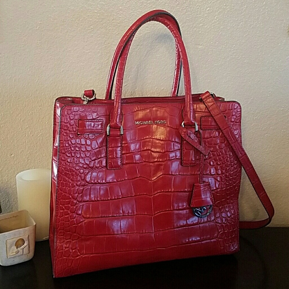 Michael Kors Dillon Tote