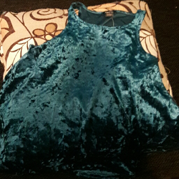 NEW STYLISH BELL TANK - Picture 3 of 4