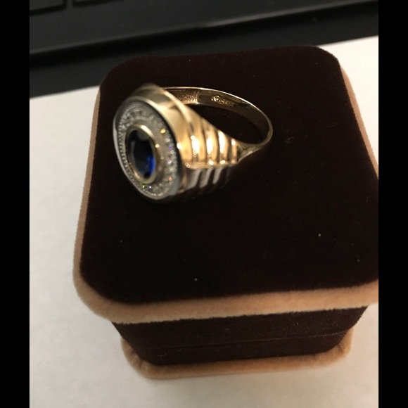 14k REAL GOLD w/ Simulate Diamonds - Picture 2 of 4