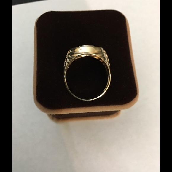 14k REAL GOLD w/ Simulate Diamonds - Picture 4 of 4