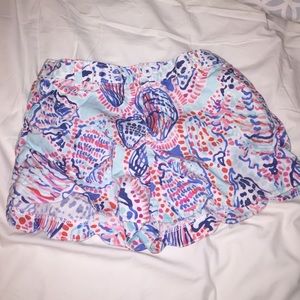 Lilly Pulitzer size 14 kids Scalloped shorts