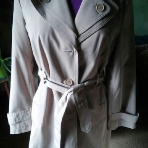 Fog by London Fog trenchcoat