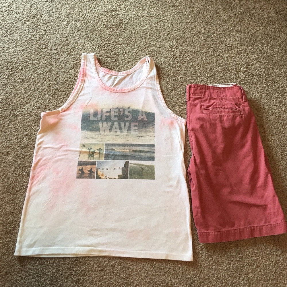 Old navy men's classic tank size medium
