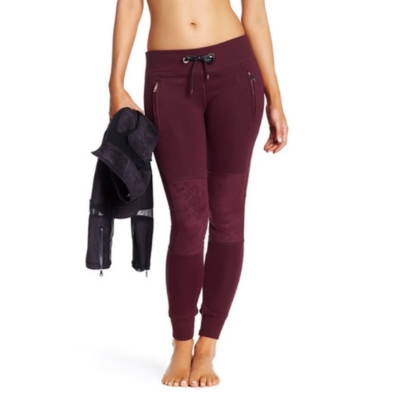 Restocked 🔃Electric Yoga Quilted Motto Suede Pant - Picture 4 of 4