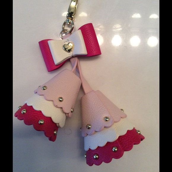 New Betsy Johnson keychain or bag charm - Picture 3 of 3