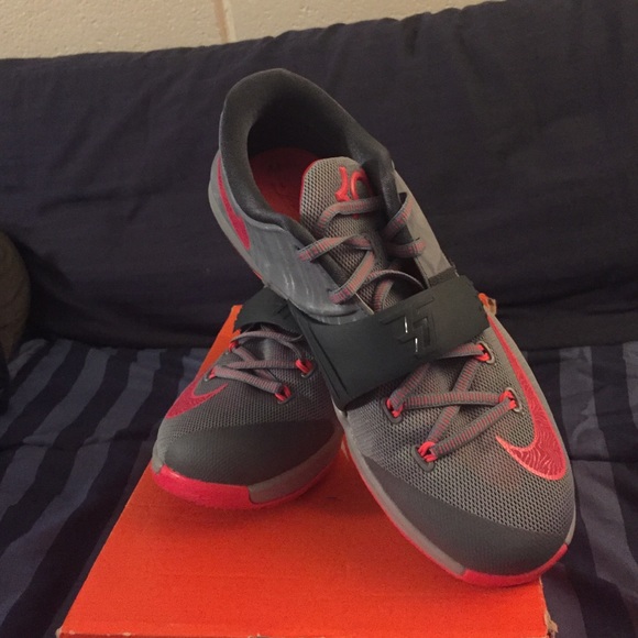 Girl Youth KD sneakers - Picture 2 of 2
