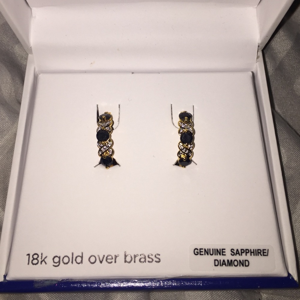 18k gold earrings