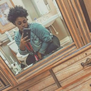 Meet your Posher, Lauryn