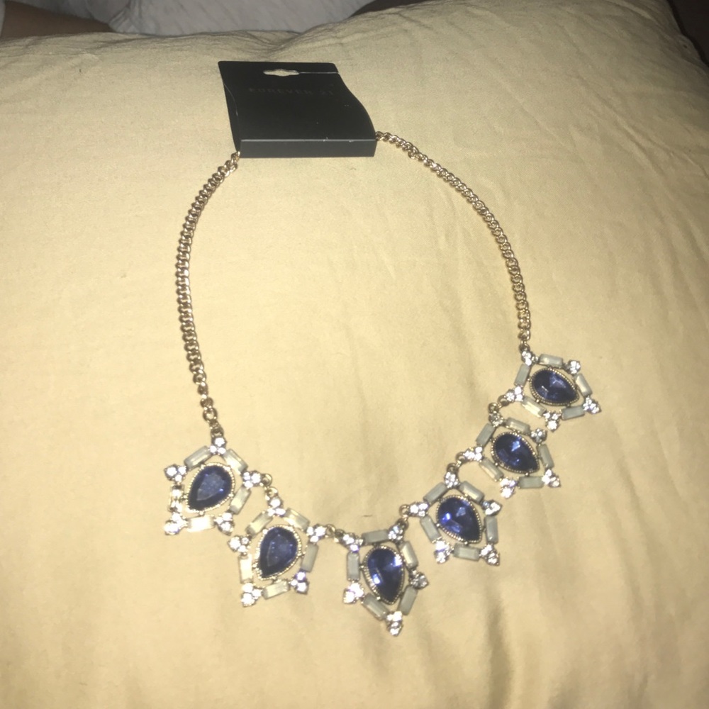 Forever 21 necklace