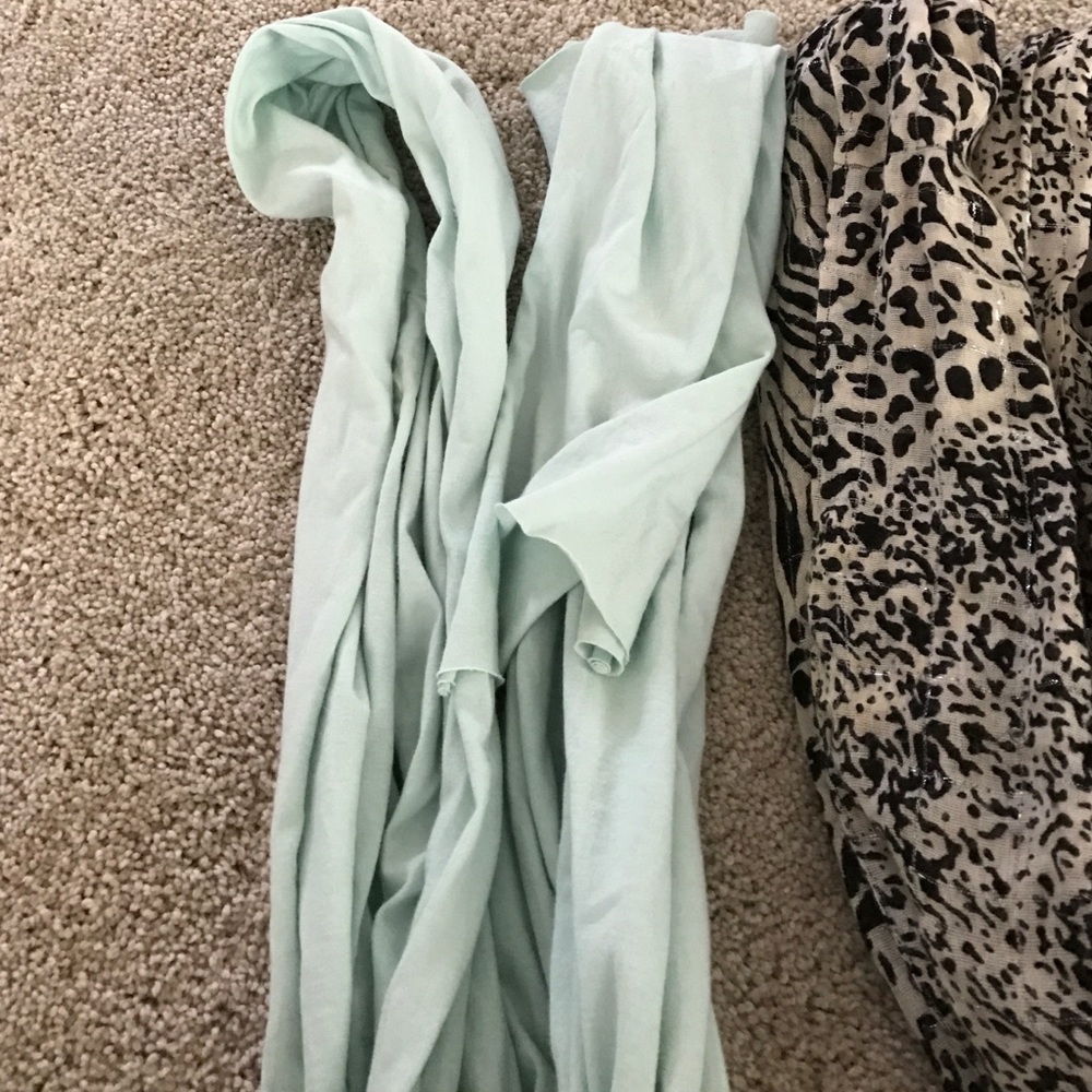 Scarf bundle - Picture 3 of 3
