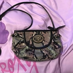 Sharif cross body bag