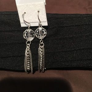 NWOT Silver chain dangle earrings