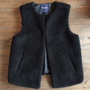 Madewell black shearling faux fur vest