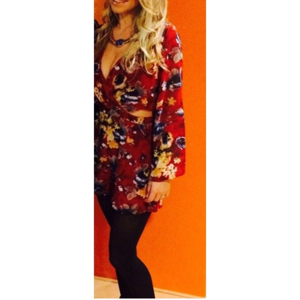 Red floral romper ❤️