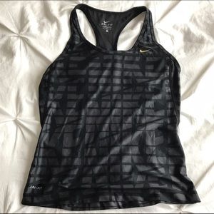 Nike running top