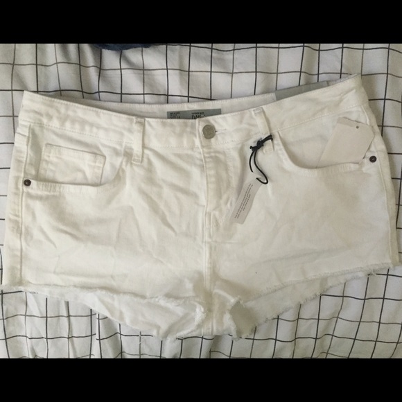 Topshop white stretch low rise US 10 shorts - Picture 4 of 4