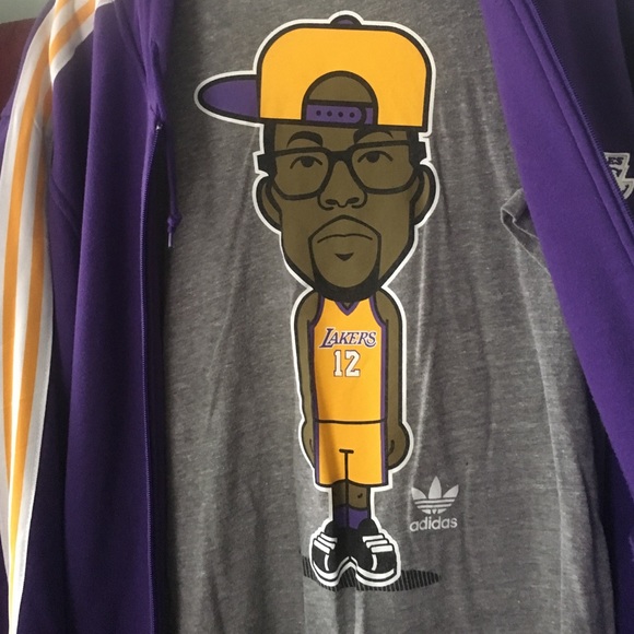 Lakers zip up hoody by adidas and matching shirt. - Picture 4 of 4
