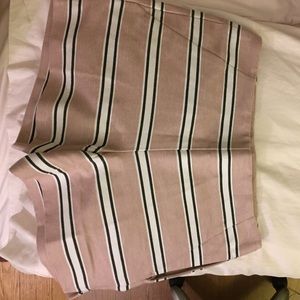 NWOT Ann Taylor Loft pink stripe shorts pockets
