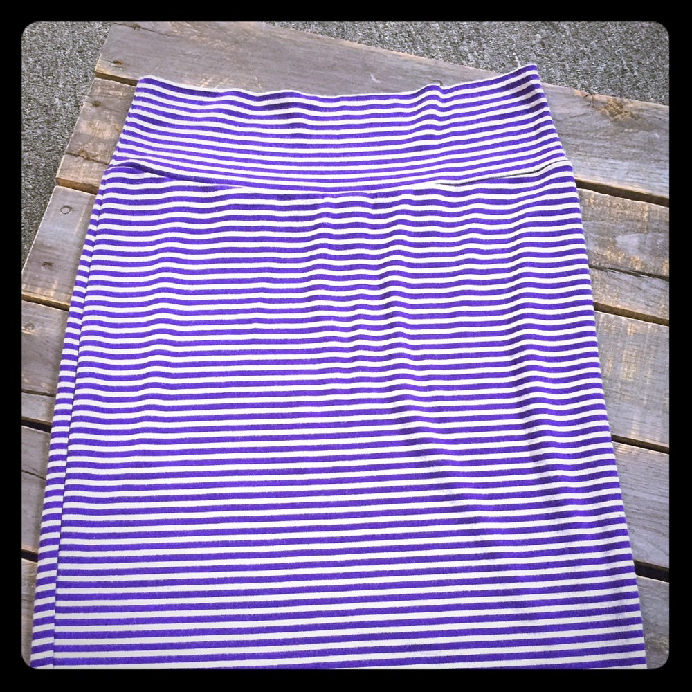 NWOT Cassie Skirt Medium