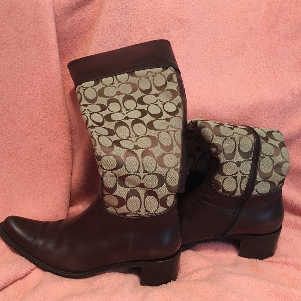 EUC Authentic Coach Boots