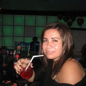 Meet your Posher, Lorenita