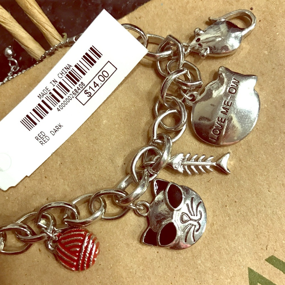 Cat Charm Bracelet 💎
