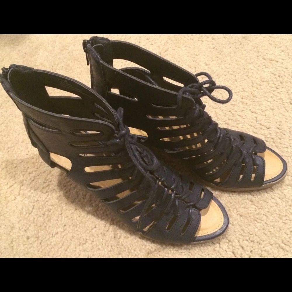 Maurice's Black Strappy Wedge Heels Size 10